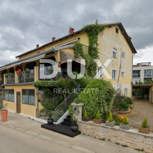 ISTRA, NOVIGRAD - Poslovni prostor prvi red do mora