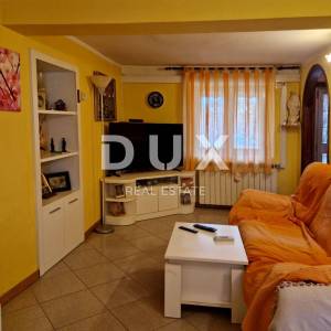 ISTRA, NOVIGRAD - Prostrana kuća u blizini mora