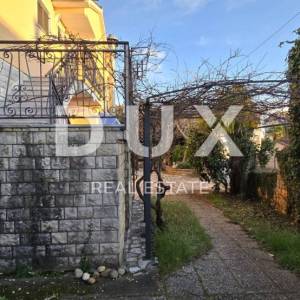 ISTRA, NOVIGRAD - Restoran sa stambenom jedinicom, 550 m od prve plaže, pogled na more