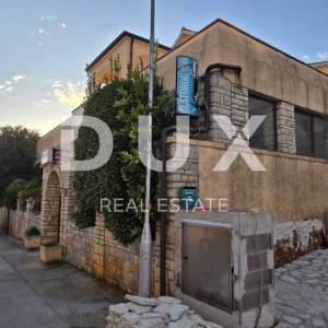 ISTRA, NOVIGRAD - Restoran sa stambenom jedinicom, 550 m od prve plaže, pogled na more