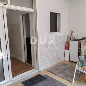 ISTRA, NOVIGRAD - Stan s vrtom u blizini mora