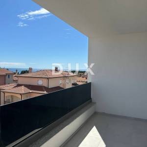 ISTRA, NOVIGRAD - Stan u novogradnji s pogledom na more