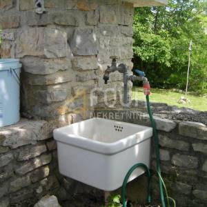Istra, Oprtalj, adaptirana kuća za odmor, 49m2