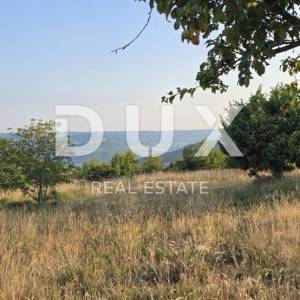 ISTRA, OPRTALJ - Jedinstveni kompleks s otvorenim pogledom
