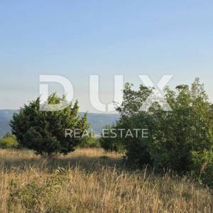 ISTRA, OPRTALJ - Jedinstveni kompleks s otvorenim pogledom