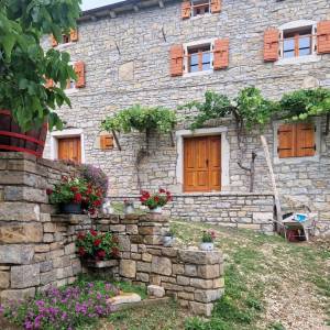 ISTRA, OPRTALJ - Kamena kuća s panoramskim pogledom