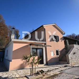 ISTRA, PAZIN - Kamena kuća s konobom u prirodi!