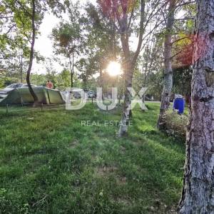 ISTRA, PAZIN - Kamp u srcu Istre, poslovna prilika!