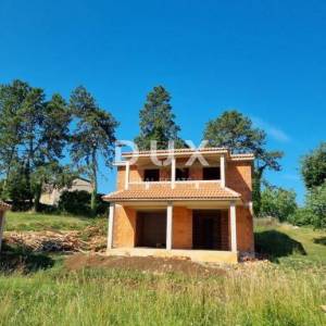 ISTRA, PAZIN - Kuća s bazenom u srcu Istre (ROH BAU)