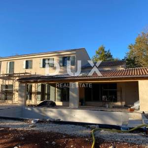  ISTRA, PAZIN Mediteranska vila - novogradnja! Jedinstven stil!