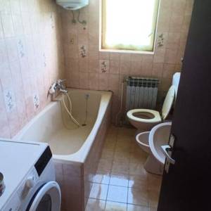 ISTRA, PAZIN - Obiteljska kuća s dvije stambene jedinice, SNIŽENA CIJENA