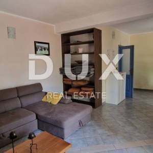 ISTRA, PAZIN - Prekrasna kuća za odmor s bazenom nedaleko grada