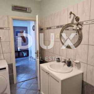 ISTRA, PAZIN - Prekrasna kuća za odmor s bazenom nedaleko grada