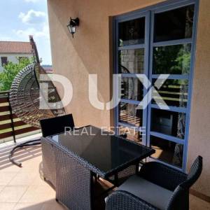 ISTRA, PAZIN - Prekrasna kuća za odmor s bazenom nedaleko grada