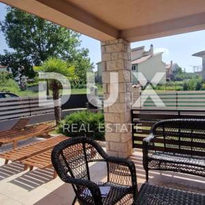 ISTRA, PAZIN - Prekrasna kuća za odmor s bazenom nedaleko grada