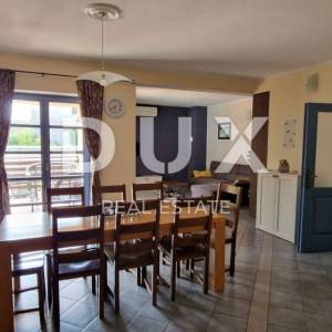 ISTRA, PAZIN - Prekrasna kuća za odmor s bazenom nedaleko grada