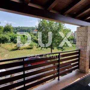 ISTRA, PAZIN - Prekrasna kuća za odmor s bazenom nedaleko grada