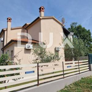 ISTRA, PAZIN - Prekrasna kuća za odmor s bazenom nedaleko grada