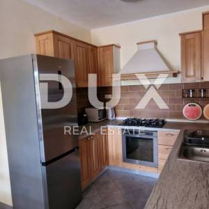 ISTRA, PAZIN - Prekrasna kuća za odmor s bazenom nedaleko grada