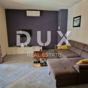 ISTRA, PAZIN - Prekrasna kuća za odmor s bazenom nedaleko grada