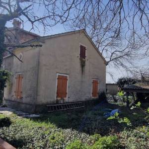 ISTRA, PAZIN - Samostojeća kamena starina s iznimnim potencijalom