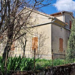 ISTRA, PAZIN - Samostojeća kamena starina s iznimnim potencijalom