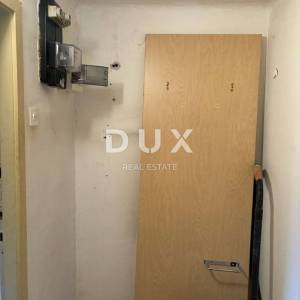 ISTRA, PAZIN - Stan za renovaciju u centru grada! UPORABNA DOZVOLA!