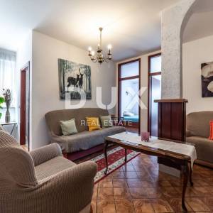 ISTRA, PEROJ - Atraktivna apartmanska kuća s bazenom i pogledom na more!