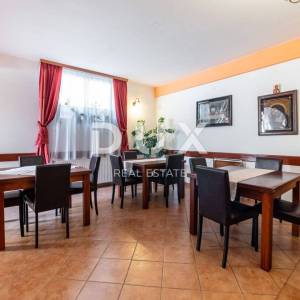 ISTRA, PEROJ - Atraktivna apartmanska kuća s bazenom i pogledom na more!