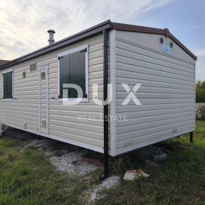 ISTRA, PEROJ - Dvije mobilne kuće na 1000 m2 - BLIZINA PLAŽE!!