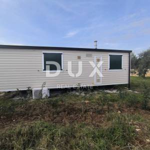 ISTRA, PEROJ - Dvije mobilne kuće na 1000 m2 - BLIZINA PLAŽE!!