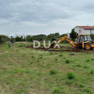 ISTRA, PEROJ - Građevinsko zemljište s impozantnim pogledom na more