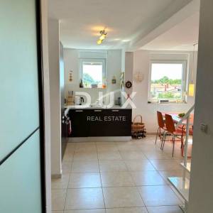 ISTRA, PEROJ - Penthouse sa otvorenim pogledom na more