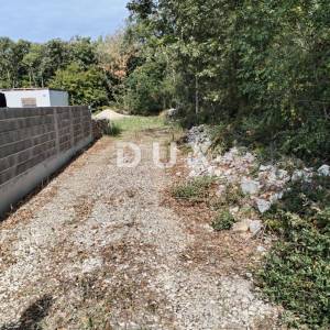 ISTRA, PEROJ - Poljoprivredno zemljište 3346 m2 blizu mora!