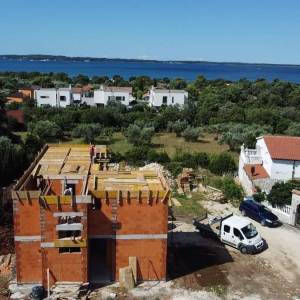  ISTRA, PEROJ - Vila s pogledom na more - 450 metara od plaže!
