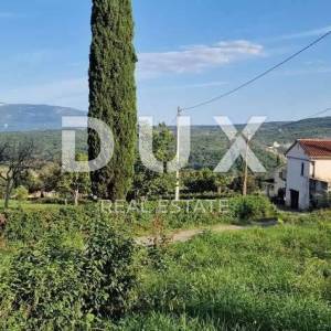 ISTRA, PIĆAN - Građevinsko zemljište s lijepim pogledom
