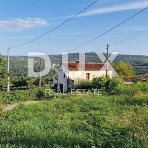 ISTRA, PIĆAN - Građevinsko zemljište s lijepim pogledom