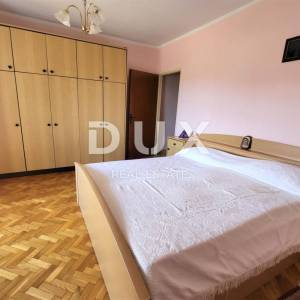 ISTRA, PIĆAN - Imanje s više objekata i velikom okućnicom