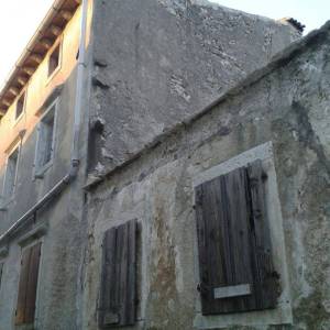ISTRA, PIĆAN - Kamena kuća u nizu za adaptaciju
