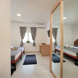 ISTRA, PIĆAN - Motel sa 70 ležaja površine 1025 m2