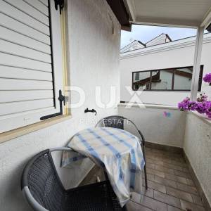 ISTRA, PJEŠČANA UVALA - Prekrasna apartmanska vila na par koraka do plaže!