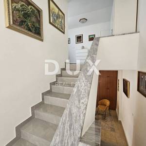 ISTRA, PJEŠČANA UVALA - Prekrasna apartmanska vila na par koraka do plaže!