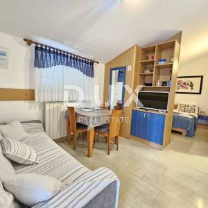 ISTRA, PJEŠČANA UVALA - Prekrasna apartmanska vila na par koraka do plaže!