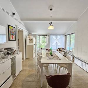 ISTRA, PJEŠČANA UVALA - Prekrasna apartmanska vila na par koraka do plaže!