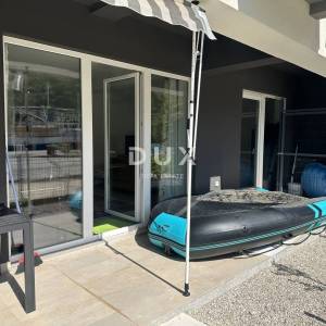 ISTRA, PLOMIN LUKA - Apartman prvi red do mora