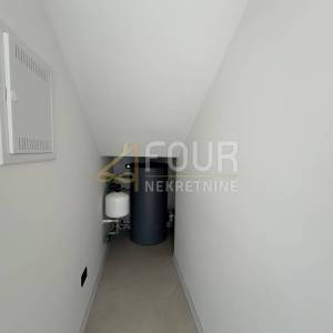 Istra, Poreč, 3s+db, 141.38m2 s okućnicom - novogradnja