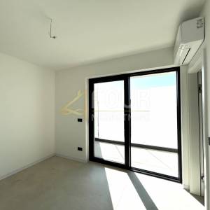 Istra, Poreč, 3s+db, 141.38m2 s okućnicom - novogradnja