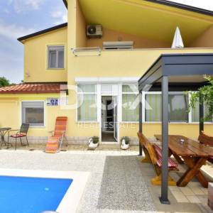ISTRA, POREČ - Apartmanska kuća sa bazenom