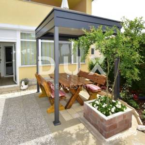 ISTRA, POREČ - Apartmanska kuća sa bazenom