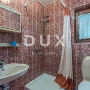 ISTRA, POREČ - Apartmanska kuća u blizini mora s pogledom na more